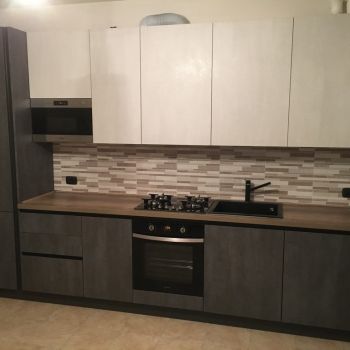 Cucina anta con gola